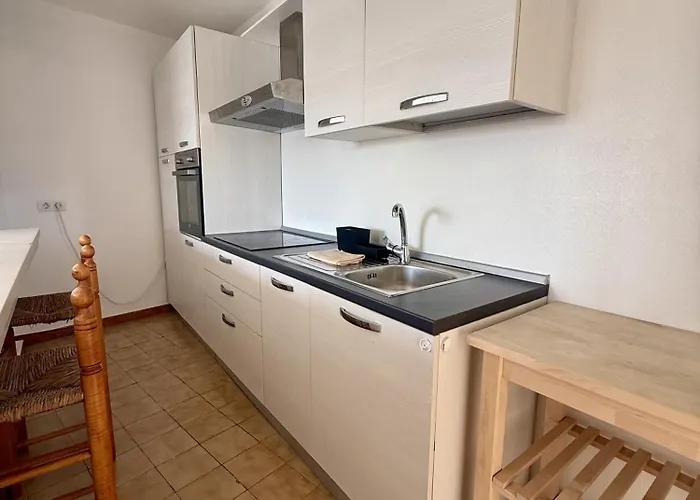 Estudio La Santa Azul * تيناجون